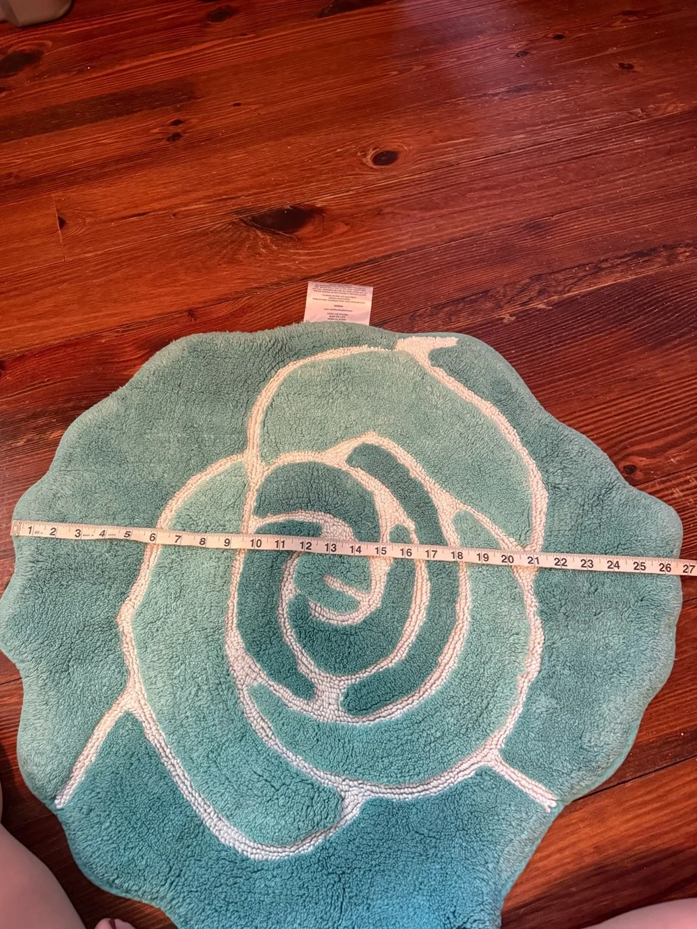 Jessica Simpson plush floral